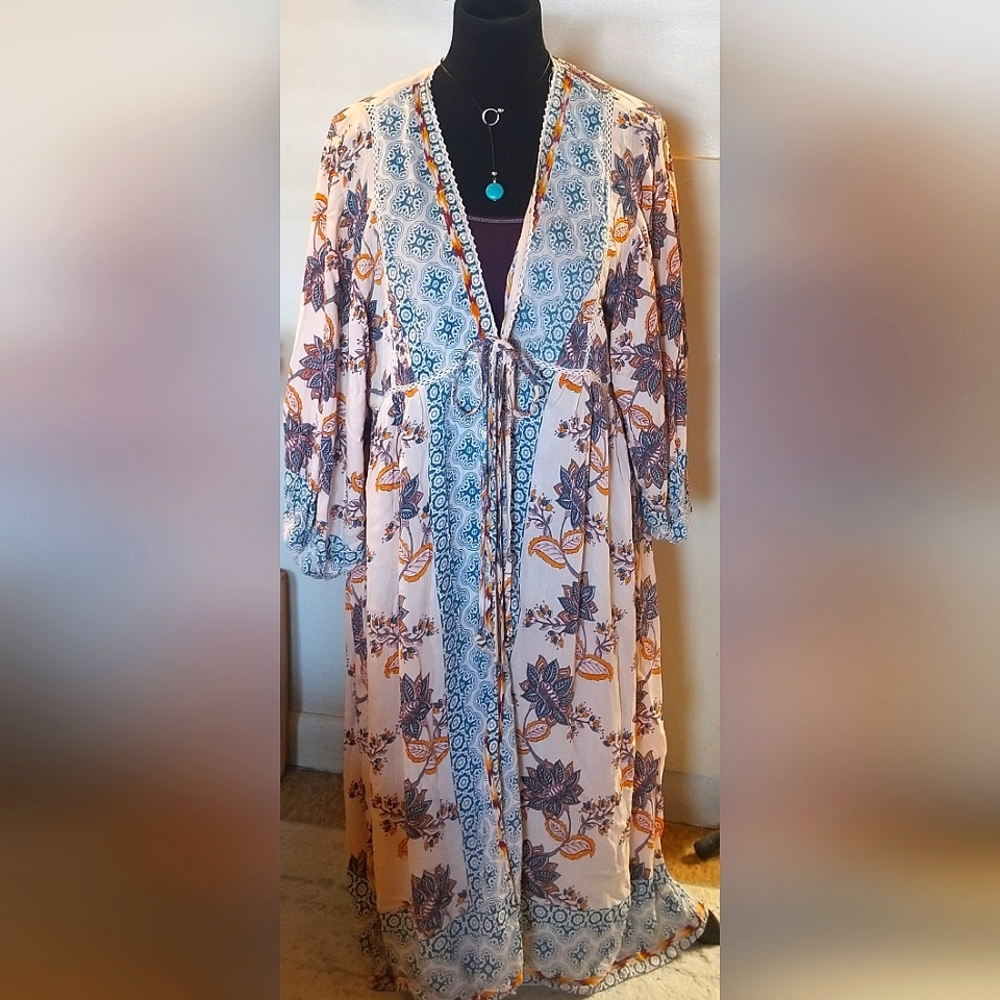 Angie Bohemian Cream Floral Print Tie-Waist Duster Kimono Medium-NEW WITH TAGS!